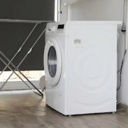 Beautiful Five Minutes From Beach! 아파트 코럴베이