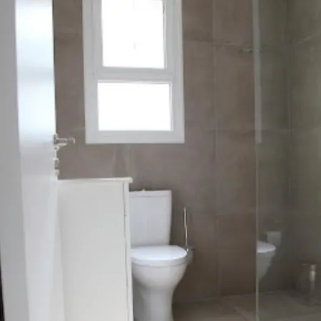 Beautiful Five Minutes From Beach! * 코럴베이