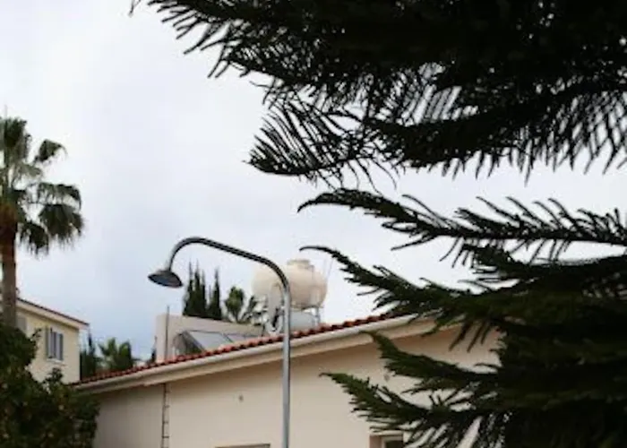 Beautiful Five Minutes From Beach! * 珊瑚湾