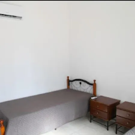 Beautiful Five Minutes From Beach! Appartement Coral Bay