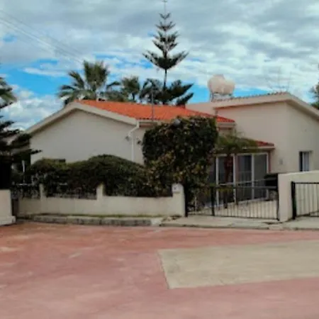 Beautiful Five Minutes From Beach! Appartement *