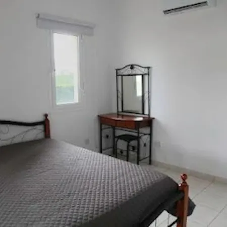 Apartamento Beautiful Five Minutes From Beach! Coral Bay