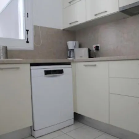 Beautiful Five Minutes From Beach! Apartament Coral Bay