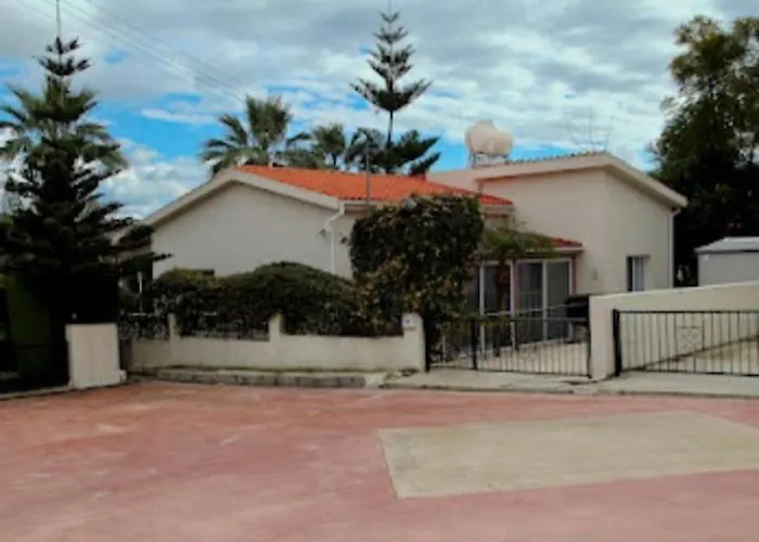 Beautiful Five Minutes From Beach! Apartmán *