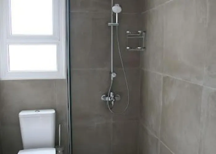 Beautiful Five Minutes From Beach! * Coral Bay