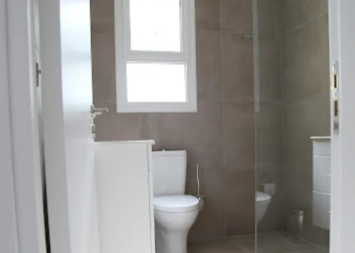 Beautiful Five Minutes From Beach! * Coral Bay