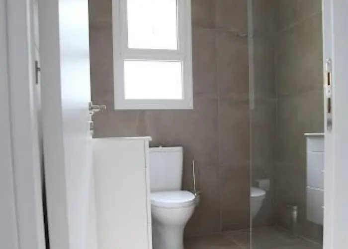 Beautiful Five Minutes From Beach! Apartmán